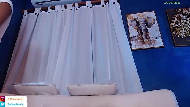 AleezaFrench online show from 9, 12, 2024