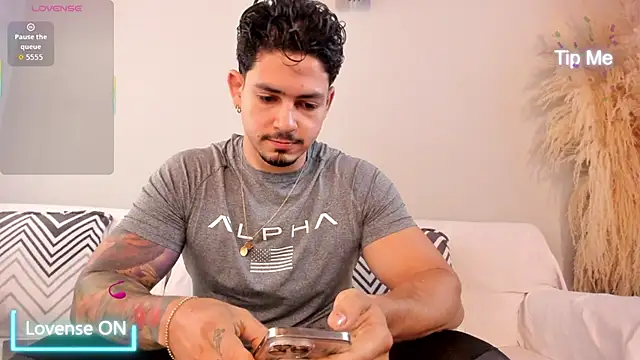 Snapshot of neo_dimou_ chatting on 28, 10, 2025 neo dimou online show from 28, 10, 2025