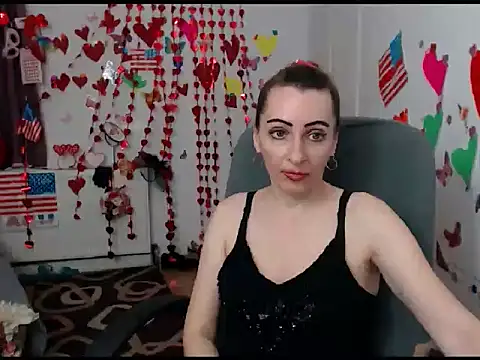 EvelynAngell online show from 5, 2, 2025