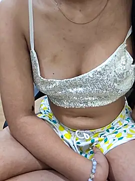 Snapshot of anushka_ayaan chatting on 24, 2, 2026 anushka ayaan online show from 24, 2, 2026