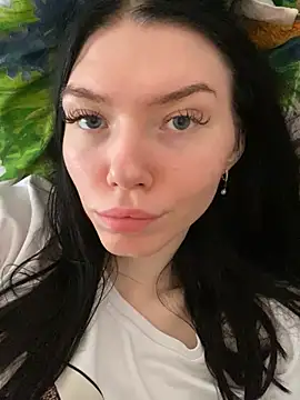 Lisaaa Alisa online show from 1, 2, 2025