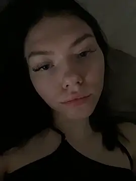 Lisaaa Alisa online show from 4, 2, 2025