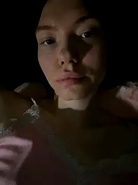 Snapshot of Lisaaa_Alisa chatting on 24, 10, 2025 Lisaaa Alisa online show from 24, 10, 2025