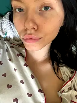 Snapshot of Lisaaa_Alisa chatting on 31, 10, 2025 Lisaaa Alisa online show from 31, 10, 2025