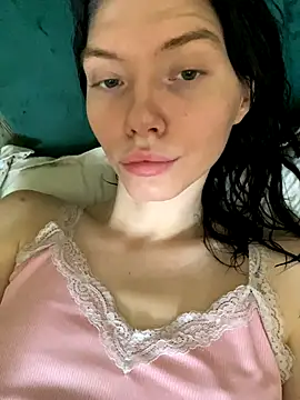 Snapshot of Lisaaa_Alisa chatting on 3, 11, 2025 Lisaaa Alisa online show from 3, 11, 2025