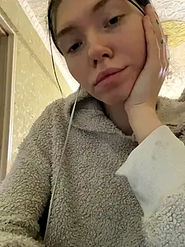 Snapshot of Lisaaa_Alisa chatting on 6, 11, 2025 Lisaaa Alisa online show from 6, 11, 2025