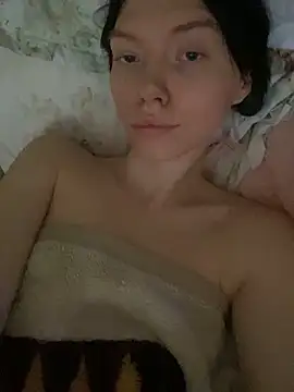 Snapshot of Lisaaa_Alisa chatting on 17, 11, 2025 Lisaaa Alisa online show from 17, 11, 2025