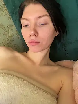 Snapshot of Lisaaa_Alisa chatting on 18, 11, 2025 Lisaaa Alisa online show from 18, 11, 2025