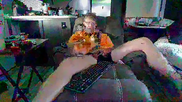 Snapshot of lateniter chatting on 24, 9, 2025 lateniter online show from 24, 9, 2025