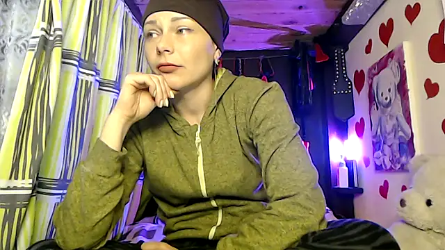 Snapshot of HarleyQuinn_69 chatting on 18, 3, 2025 HarleyQuinn 69 online show from 18, 3, 2025