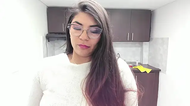 Snapshot of Luna_Dumont chatting on 21, 10, 2025 Luna Dumont online show from 21, 10, 2025