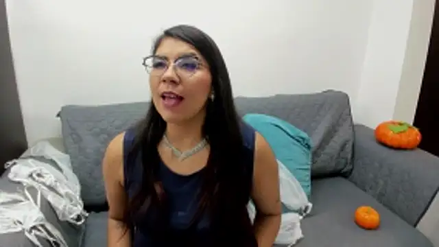 Snapshot of Luna_Dumont chatting on 31, 10, 2025 Luna Dumont online show from 31, 10, 2025