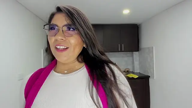 Snapshot of Luna_Dumont chatting on 18, 11, 2025 Luna Dumont online show from 18, 11, 2025