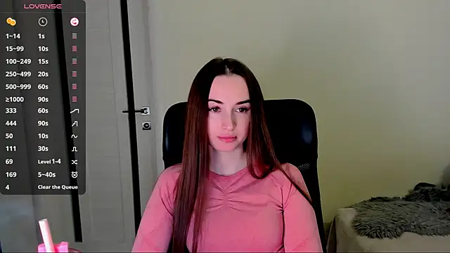 Snapshot of Kimmberr chatting on 27, 10, 2025 Kimmberr online show from 27, 10, 2025