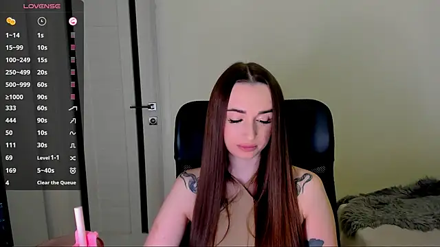 Snapshot of Kimmberr chatting on 27, 11, 2025 Kimmberr online show from 27, 11, 2025