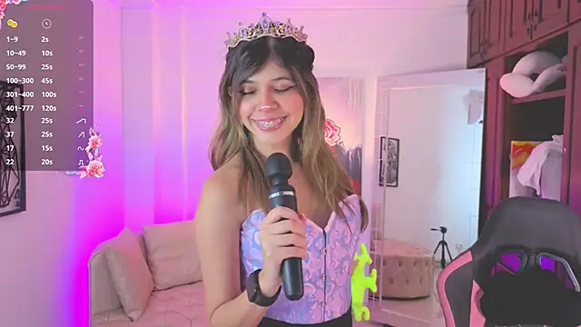 Snapshot of NATAASHA___ chatting on 15, 10, 2025 NATAASHA online show from 15, 10, 2025