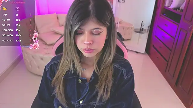 Snapshot of NATAASHA___ chatting on 20, 11, 2025 NATAASHA online show from 20, 11, 2025