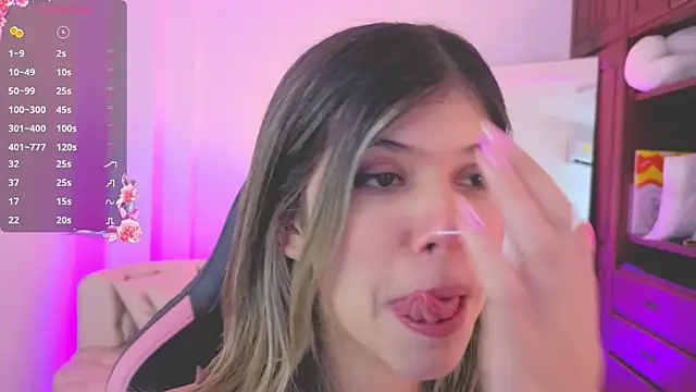 Snapshot of NATAASHA___ chatting on 21, 11, 2025 NATAASHA online show from 21, 11, 2025