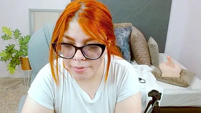 lucie nicolls online show from 9, 12, 2024