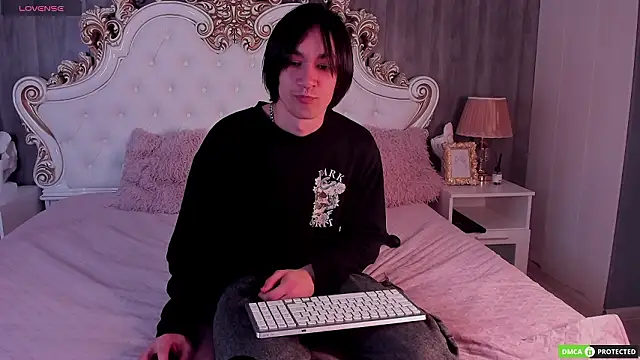 Snapshot of CalvinOwens chatting on 6, 3, 2026 CalvinOwens online show from 6, 3, 2026