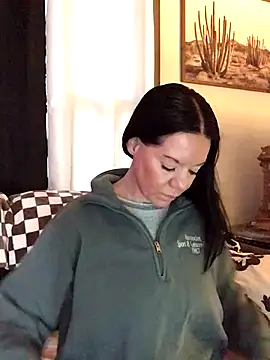 SidneyRaee online show from 18, 12, 2025