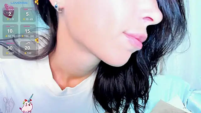 Snapshot of jessica_tiny chatting on 22, 9, 2025 jessica tiny online show from 22, 9, 2025