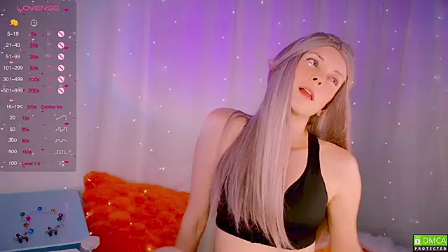 Snapshot of Flash_Summer chatting on 4, 3, 2025 Flash Summer online show from 4, 3, 2025