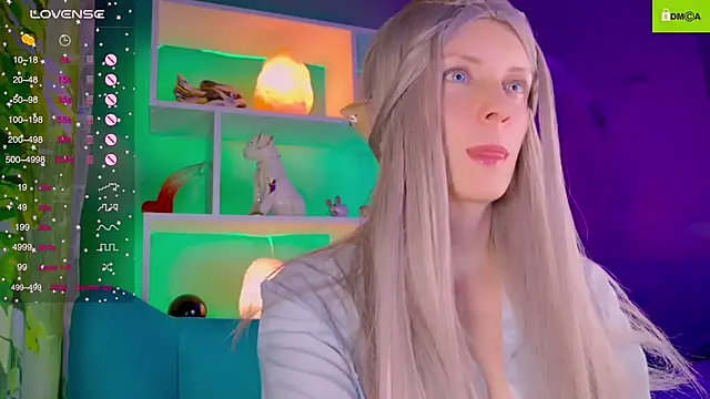 Snapshot of Flash_Summer chatting on 4, 10, 2025 Flash Summer online show from 4, 10, 2025