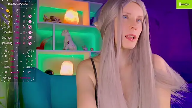 Snapshot of Flash_Summer chatting on 9, 10, 2025 Flash Summer online show from 9, 10, 2025