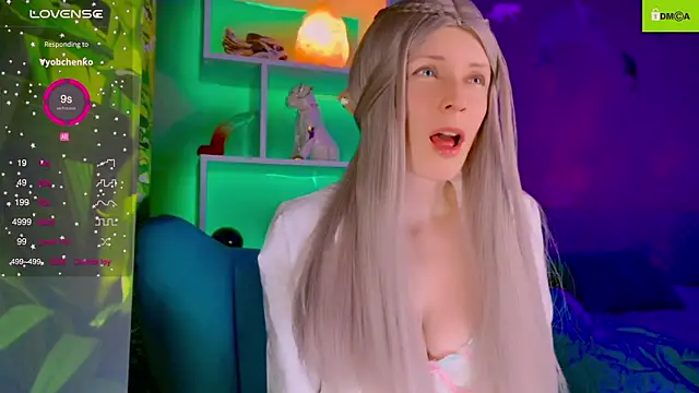 Snapshot of Flash_Summer chatting on 24, 10, 2025 Flash Summer online show from 24, 10, 2025