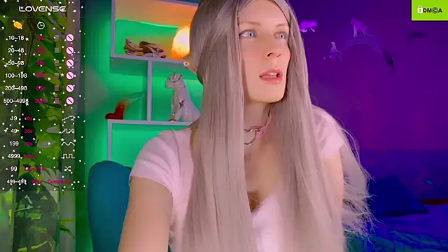 Snapshot of Flash_Summer chatting on 27, 10, 2025 Flash Summer online show from 27, 10, 2025