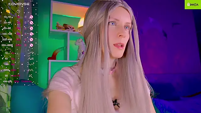 Snapshot of Flash_Summer chatting on 30, 10, 2025 Flash Summer online show from 30, 10, 2025