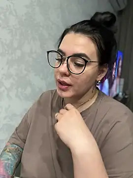 Snapshot of HugeBoobs- chatting on 27, 2, 2025 HugeBoobs- online show from 27, 2, 2025