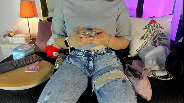 emmy r online show from 22, 12, 2025