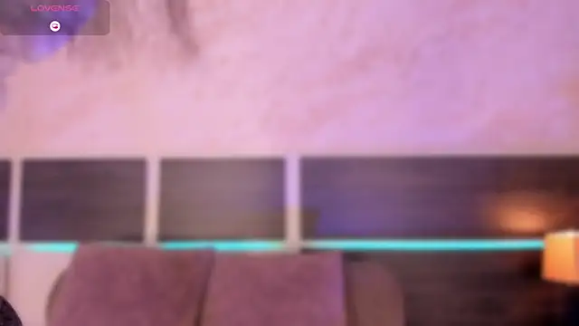 chloe sullivannn online show from 16, 1, 2026