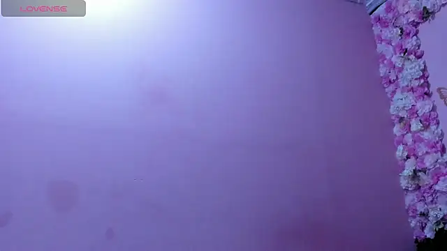 Snapshot of grandmother_milf chatting on 30, 10, 2025 grandmother milf online show from 30, 10, 2025