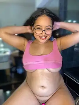 CurlyGirl 1 online show from 1, 12, 2024