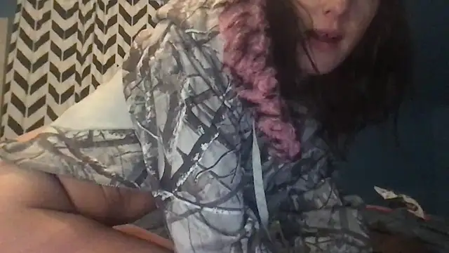 Snapshot of kittycatkendra chatting on 6, 11, 2025 kittycatkendra online show from 6, 11, 2025