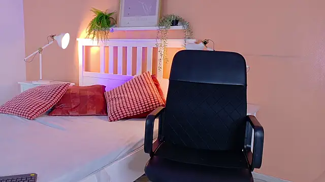 CristalCornner  online show from 21, 10, 2025