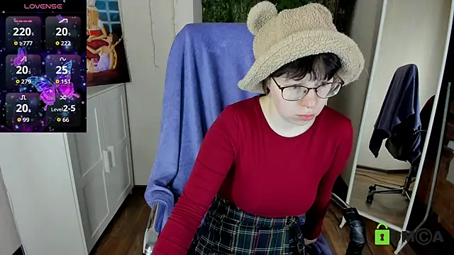 Snapshot of Melissa_Wells chatting on 9, 10, 2025 Melissa Wells online show from 9, 10, 2025