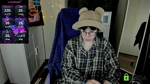 Snapshot of Melissa_Wells chatting on 16, 10, 2025 Melissa Wells online show from 16, 10, 2025