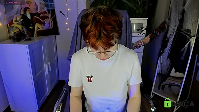 Snapshot of Melissa_Wells chatting on 28, 10, 2025 Melissa Wells online show from 28, 10, 2025