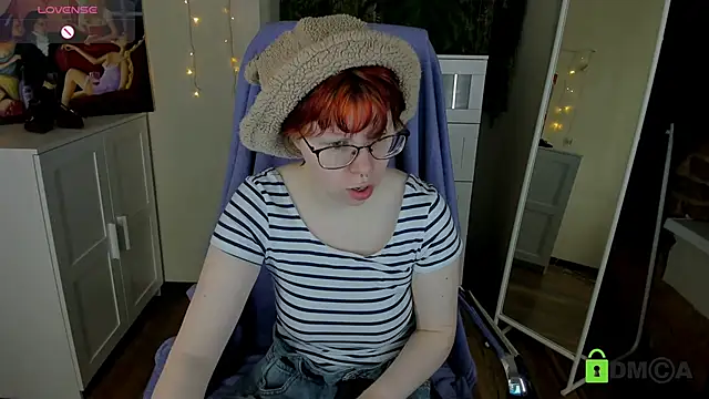 Snapshot of Melissa_Wells chatting on 12, 11, 2025 Melissa Wells online show from 12, 11, 2025