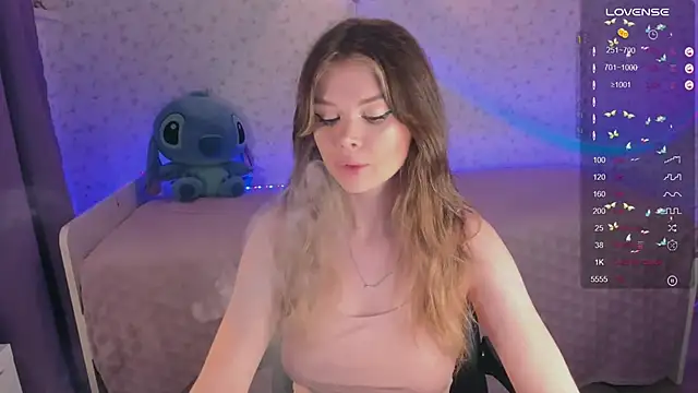 Snapshot of VeronaAura chatting on 12, 2, 2025 VeronaAura online show from 12, 2, 2025