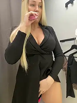 Snapshot of Deonta_ chatting on 8, 12, 2024 Deonta online show from 8, 12, 2024