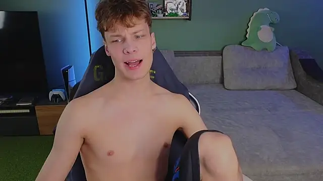 Snapshot of TeddyLiLboy chatting on 7, 11, 2025 TeddyLiLboy online show from 7, 11, 2025