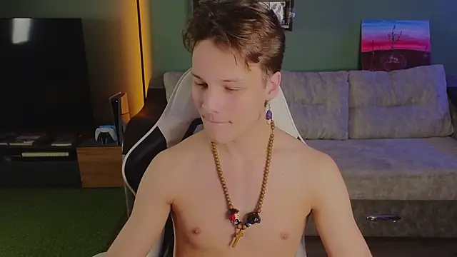 Snapshot of TeddyLiLboy chatting on 4, 12, 2025 TeddyLiLboy online show from 4, 12, 2025