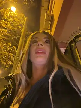 Snapshot of IsabellaEtthan chatting on 23, 2, 2025 IsabellaEtthan online show from 23, 2, 2025