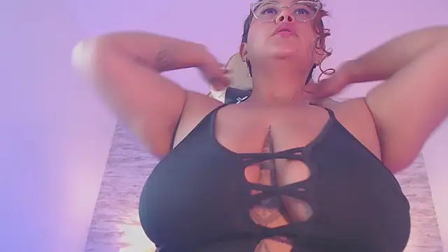 IsabellMendez  online show from 27, 1, 2025