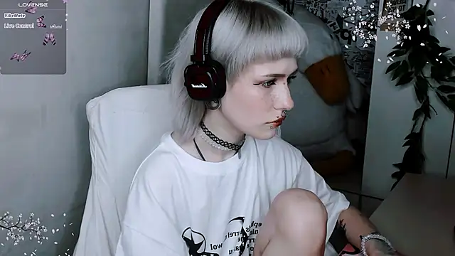 say mary online show from 5, 11, 2025